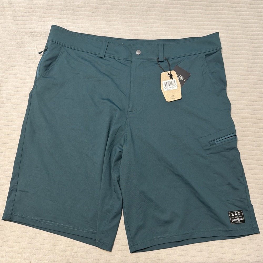 NRS Guide Shorts Green Hiking Fishing Outdoor Men's size 40 NWT